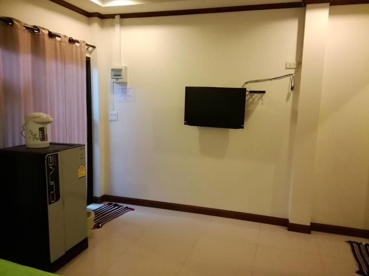 Wilailak Bungalow @ Koh Srichang كو سي تشانغ الغرفة الصورة